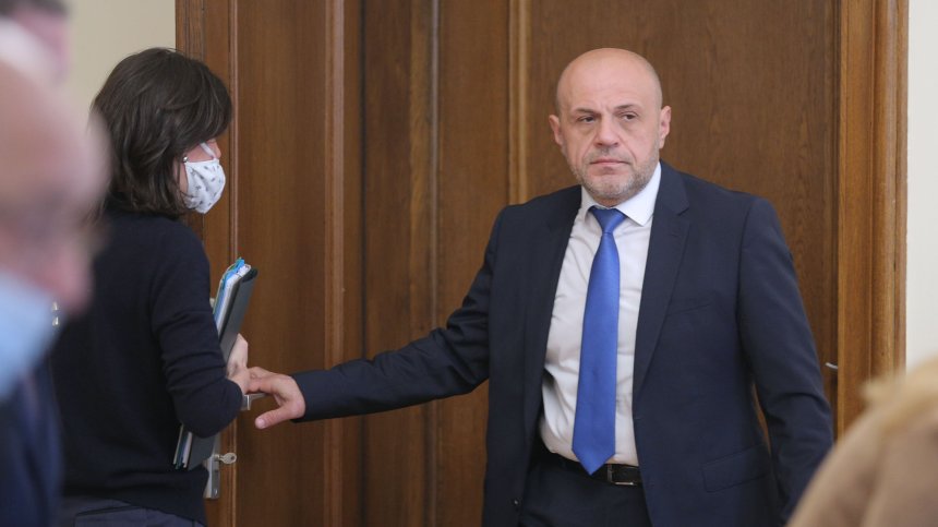 Дончев: Само смяна на караула няма да отговори на исканията на хората