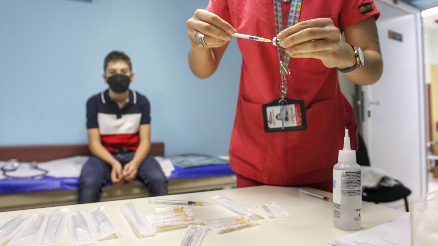 Ракът е предотвратим - започна безплатна ваксинация и на момчета срещу HPV вирус