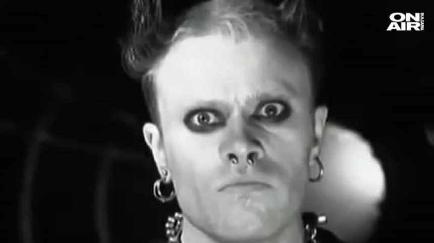 Преди да се самоубие: Фронтменът на The Prodigy затънал в дългове за милиони