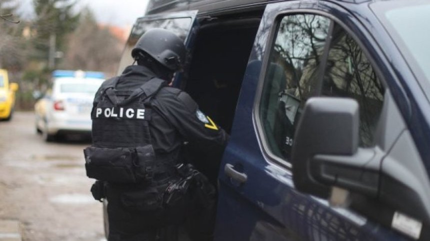 Арестуваха група от 24-ма души, ощетила бюджета с 30 млн. лв.