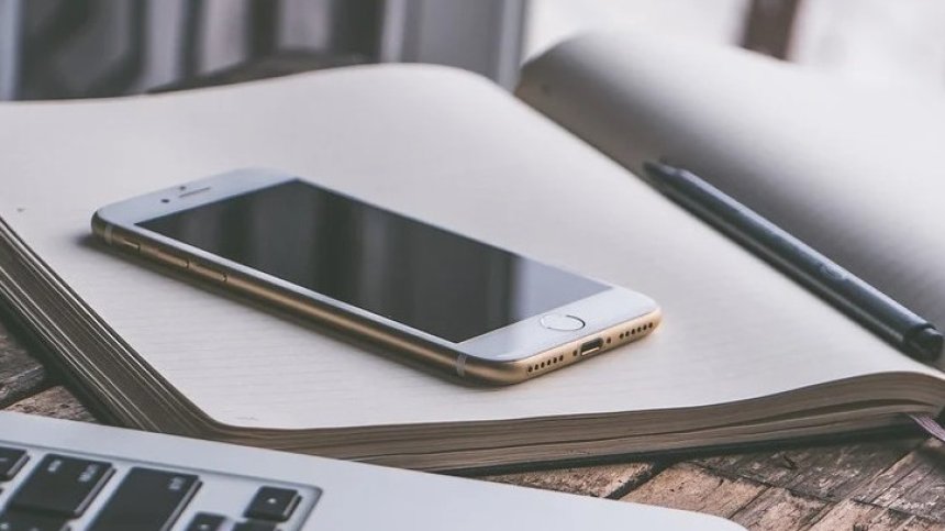 За нов  iPhone - колко работят българите и колко германците?