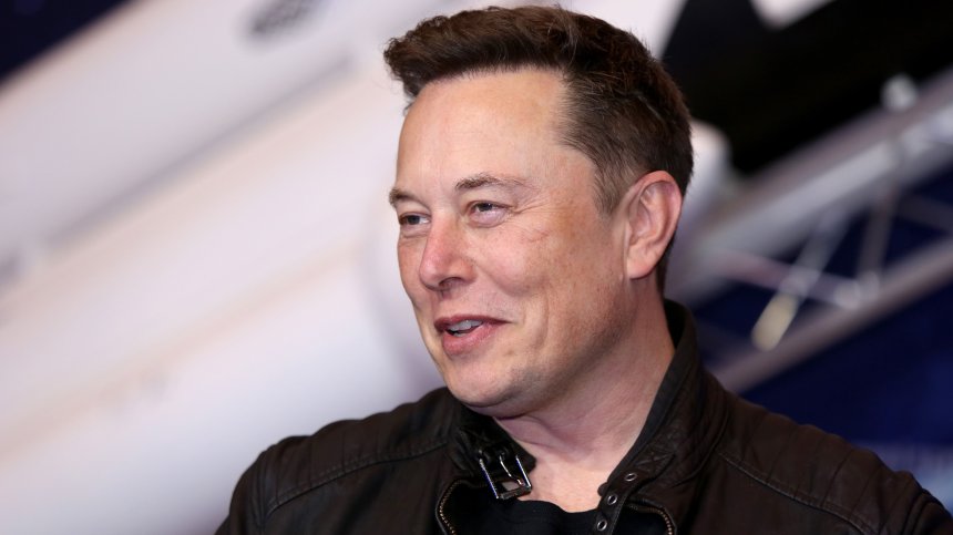 Мъск: Невъзможно е да трансформирам Tesla в частна компания