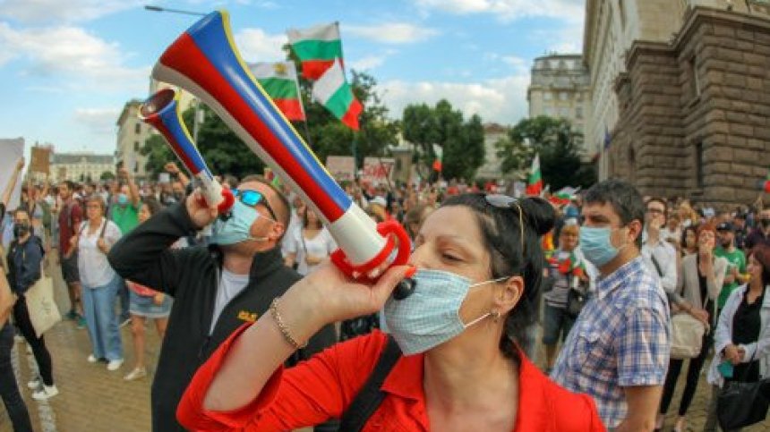 Как българинът изразява бунта си, песните по протестите и тяхната история