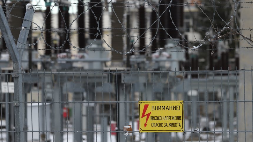 Компенсациите заради високите цени на тока продължават до края на годината