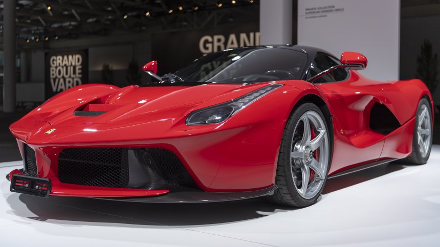 Автомобилите, които се славят с най-мощни спирачки