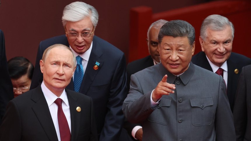 Путин в Пекин след Тръмп: Новият геополитически ход на Русия и Китай
