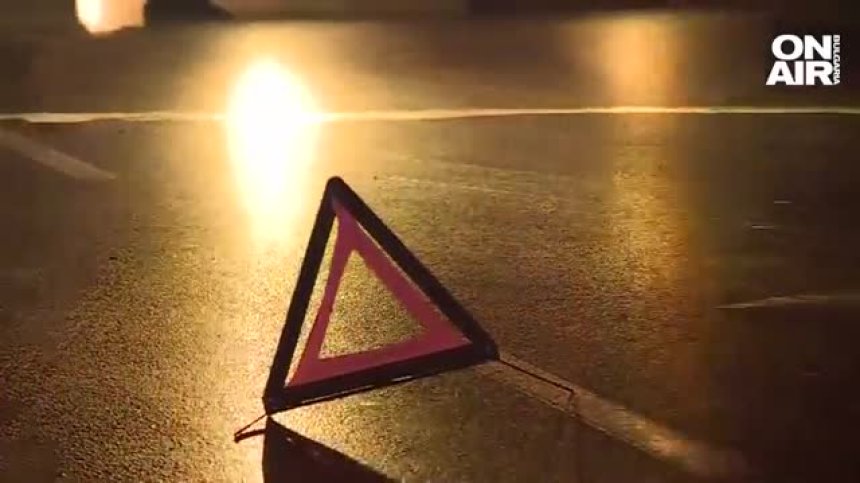 Удареният моторист в София остава в тежко състояние