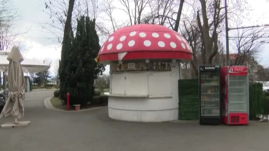 Бургазлии скочиха в защита на емблематично заведение в Морската градина