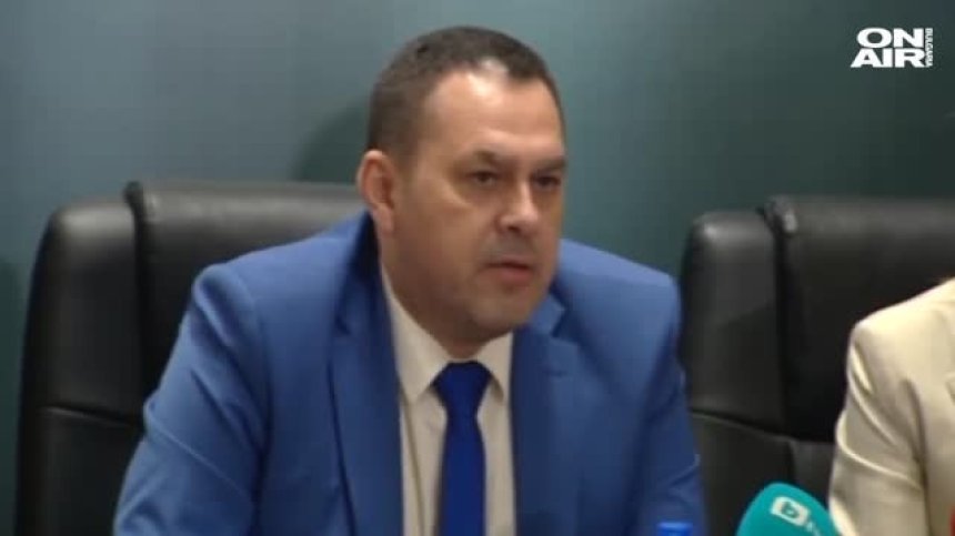 Задържаните митничари искали пари под формата на такса "почерпка"