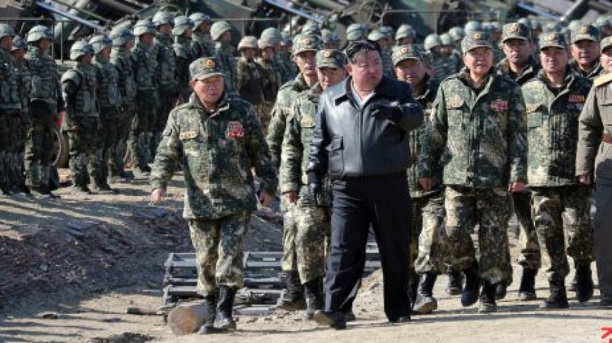 Ким Чен Ун нареди ударно производство на самовзривяващи се дронове