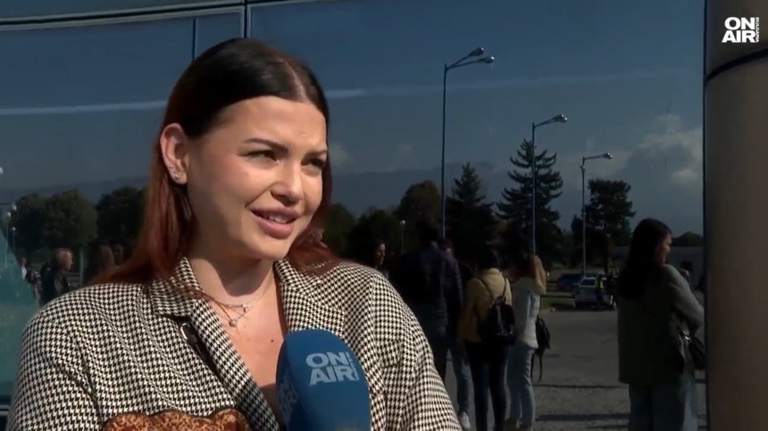 Сълзи в очите на близките на националите ни по волейбол: "Страшно ни зарадваха"