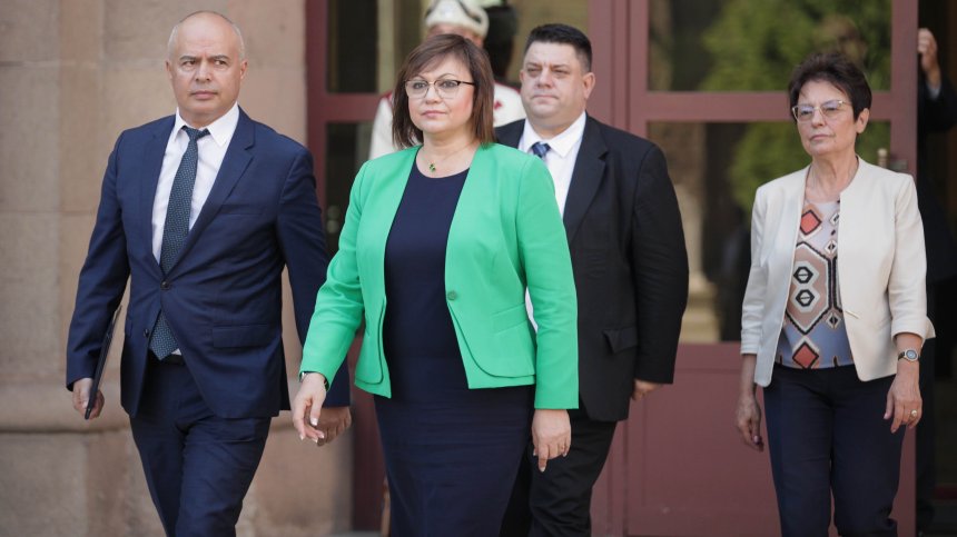 Нинова: Заводите затварят, незабавно трябва да преговаряме с "Газпром"