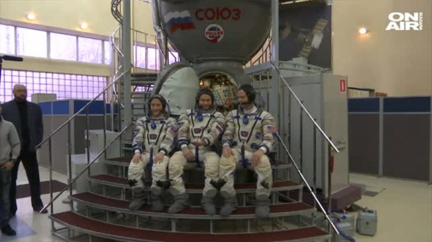 Астронавти на борда на "Съюз" с нов опит да достигнат МКС