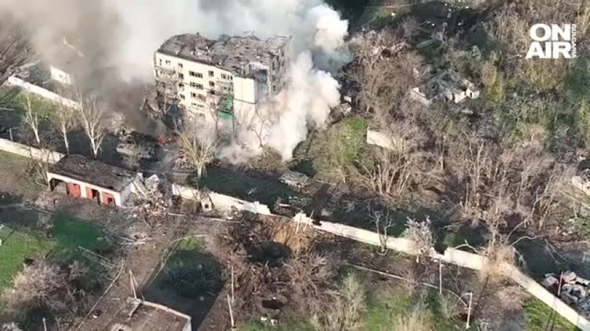 САЩ и Великобритания платили доставката на български оръжия и гориво в Украйна
