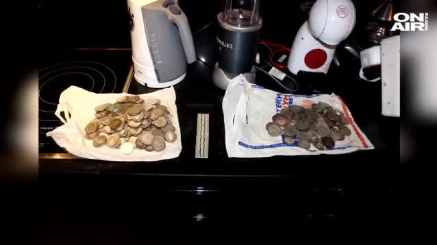 Прокуратурата откри златни монети в дома на Илия Златанов