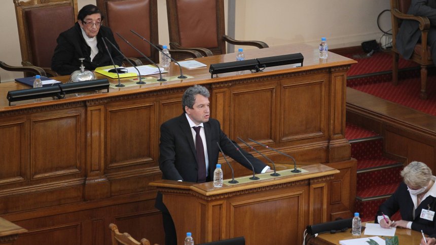 "Има такъв народ" в НС: Спешна промяна в ИК, субсидия от 1 лев, разпускане на ЦИК