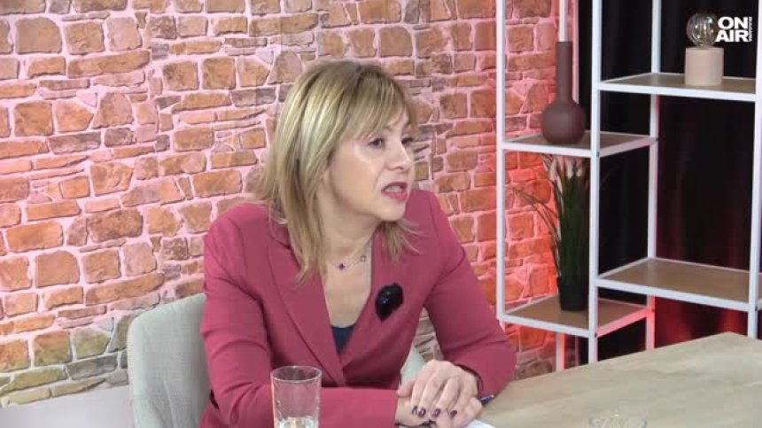 Людмила Елкова: Бюджет 2025 се развива някак по нощите 