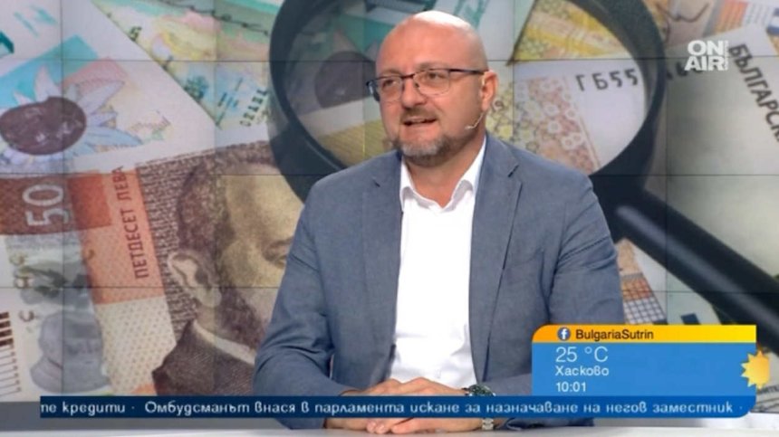 Държавата вдигна рязко заплатите и бизнесът реагира, за да задържи специалистите си