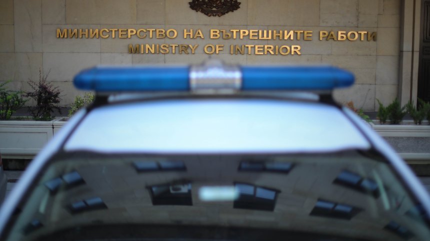 Асен Василев: МВР излъга грозно за побоя в Русе! Даниел Митов: Лъжат, измислят си