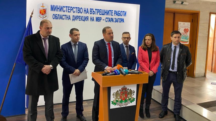Вътрешният министър: Обучението на полицаите е неглижирано с години