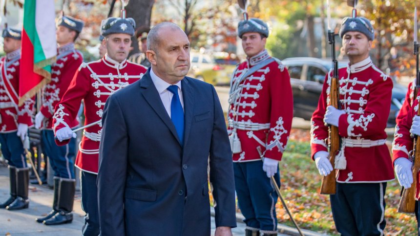 Румен Радев ще напусне президентството в петък