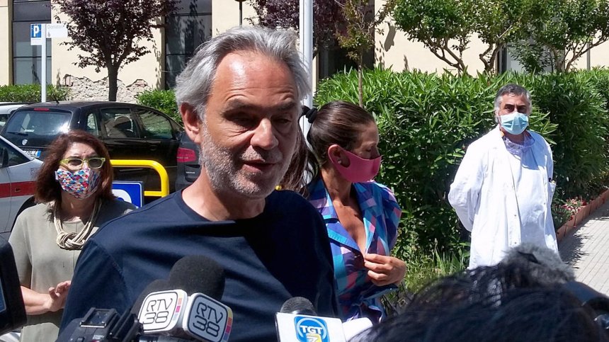 Андреа Бочели пребори Ковид-19