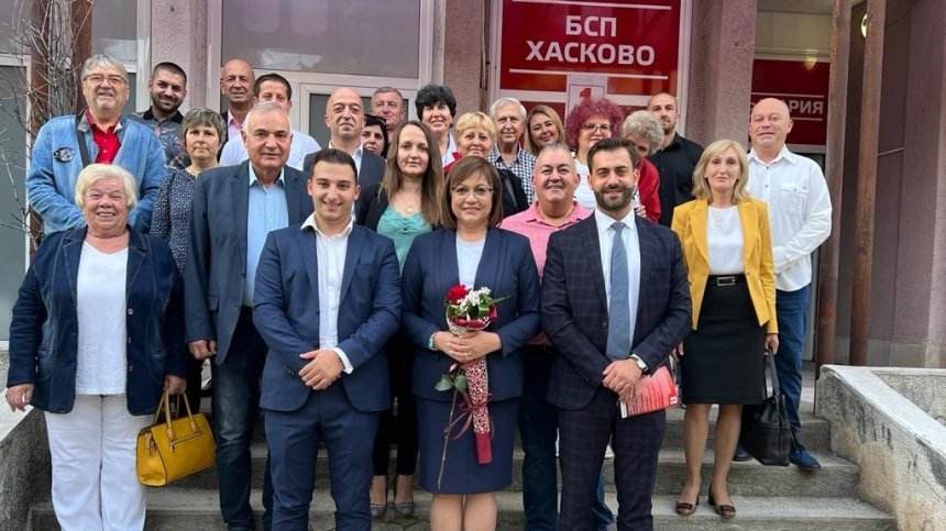 Нинова: "Възраждане" лъжат за договорки между лидерите и крепят правителството