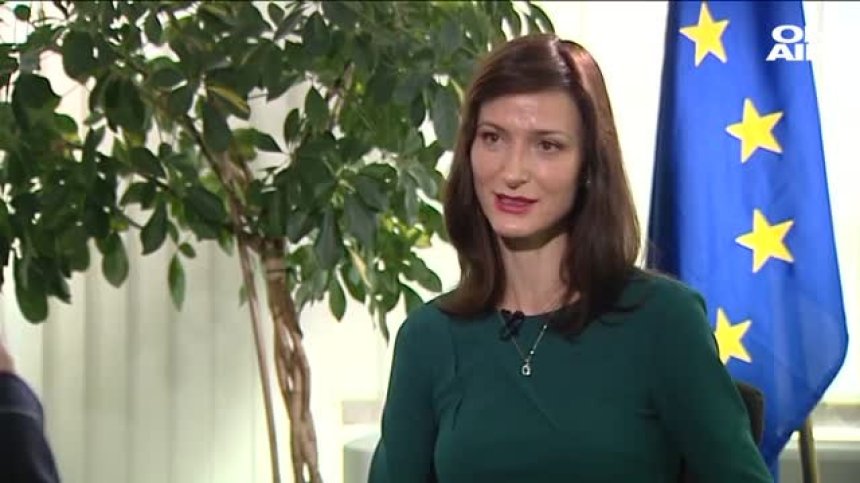 Мария Габриел: Ще намерим ваксина до края на годината