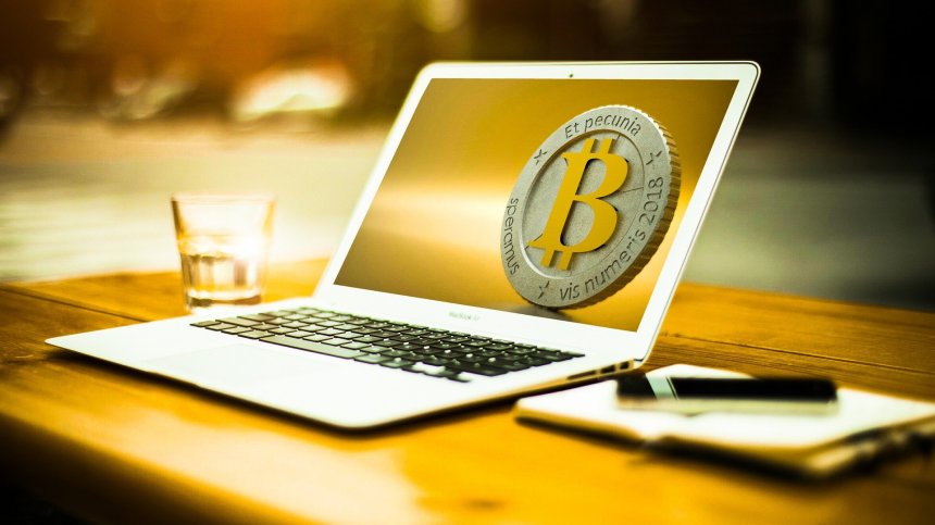 Какво се случва с цената на биткойна?