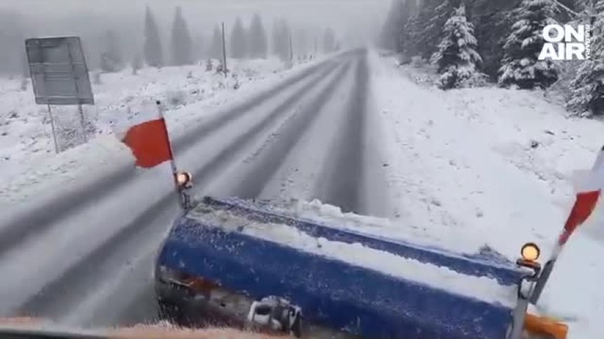 Да им е честит първият сняг! Съседи вадят веригите