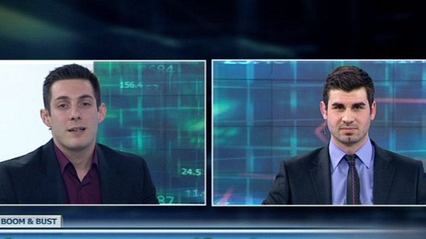 Има ли опасност за бъдещето на еврото и какви са съветите на спасителите му