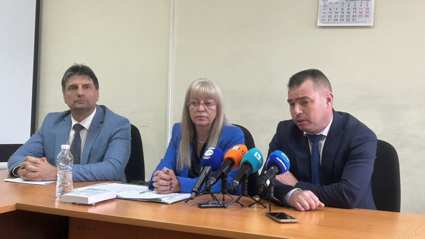 Разбиха престъпна група за трафик на нелегални мигранти (ВИДЕО)