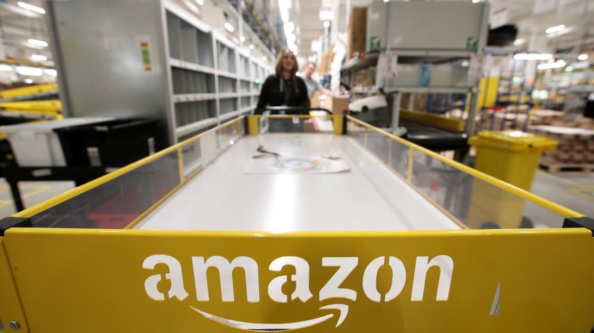 Двама служители на Amazon заразени с коронавирус, намират се в Милано