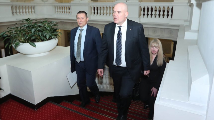 Гешев на изслушване пред ВСС, ще представи доклад за работата си