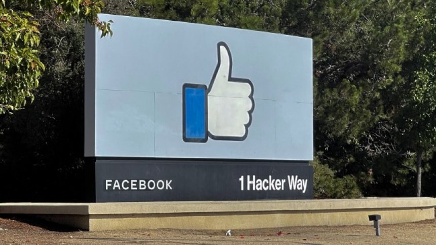 Facebook спря приходите от реклами на руските държавни медии