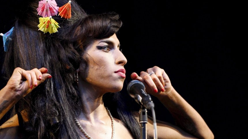 Излезе трейлърът на игралния биографичен филм за Ейми Уайнхаус