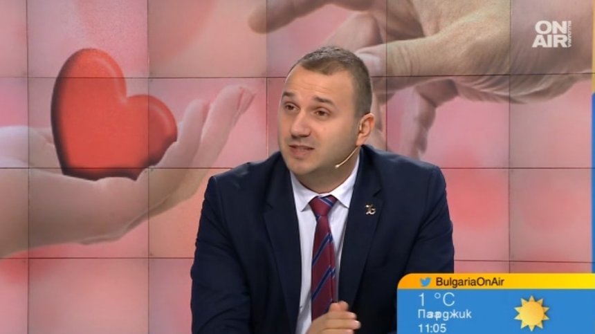 Алумни общността събра над 21 хил. лв. на благотворителен бал