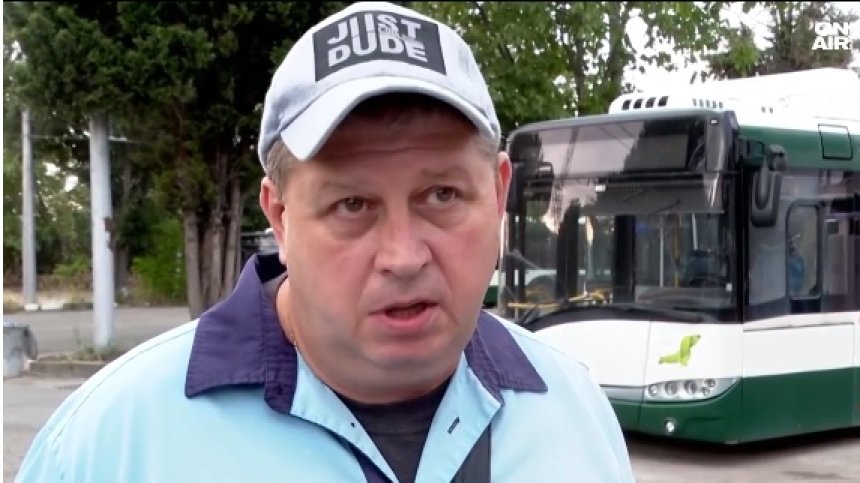 Шофьор на тролейбус в Стара Загора намери и върна торба с пари и документи