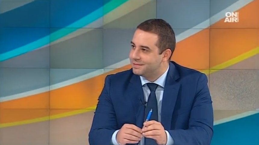 Пристигат лекарствата срещу Ковид-19, удължават срока на годност на ваксините