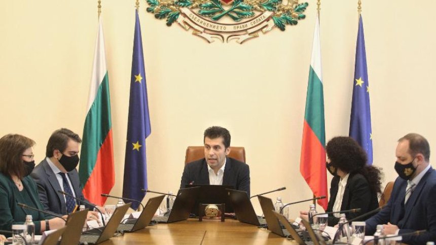 На редовно заседание кабинетът разисква образование, външна политика, правосъдие