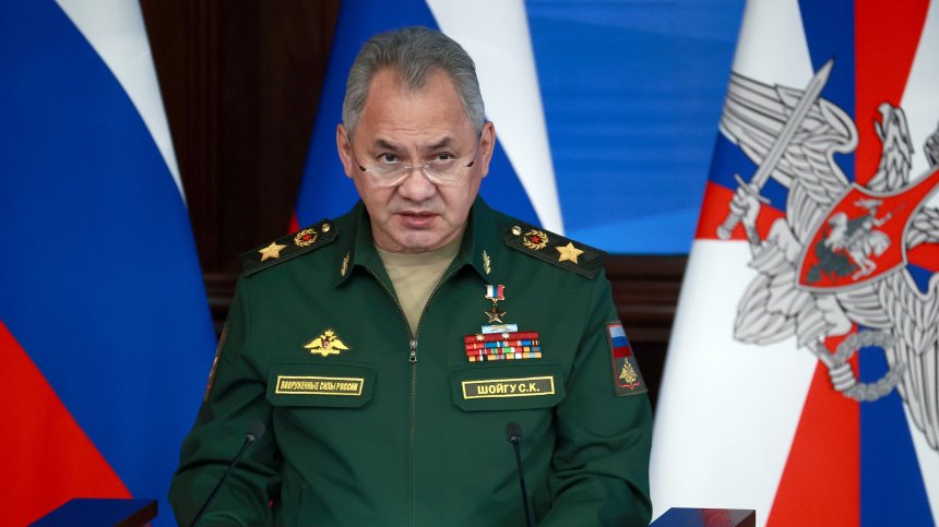 Шойгу: Русия ще развива ядрени оръжия - ракети, подводници, бомбардировачи