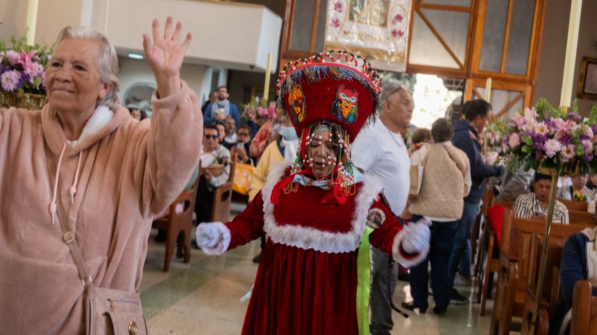 Пищни празненства в Перу: Честват Дева Мария от Канделария