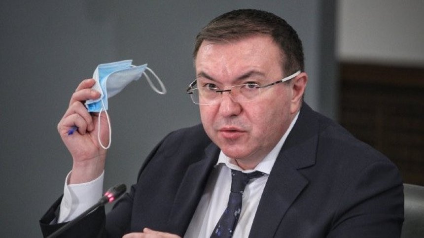 Костадин Ангелов: Звънят ми стотици да ме питат дали ги ваксинират с Pfizer с изтекъл срок