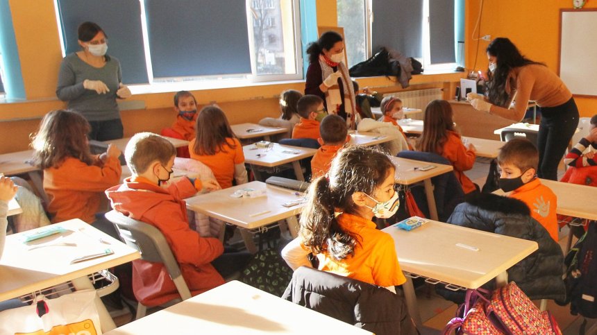 МЗ с последни данни къде има грипна ваканция за учениците и къде епидемия