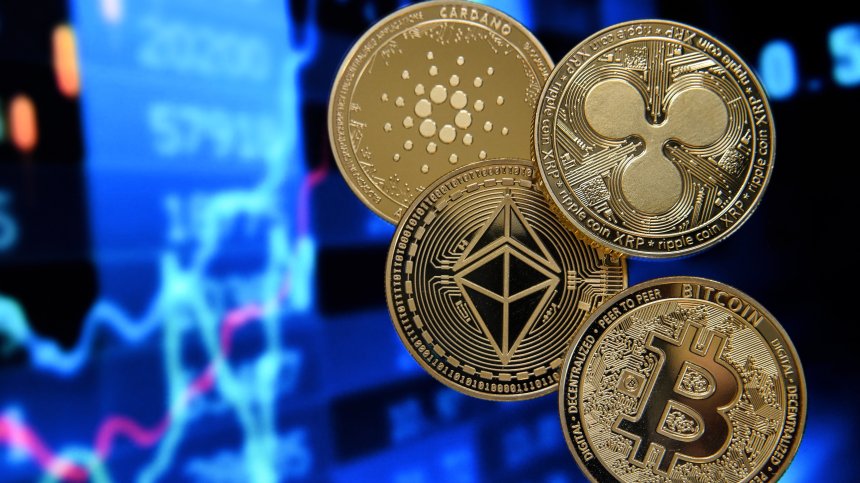 Биткойнът се изстреля и достигна рекордни нива