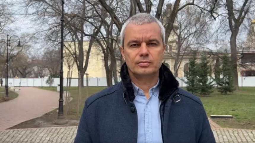 Костадинов: Поругаването на паметника на граф Игнатиев във Варна е саботаж на българската история