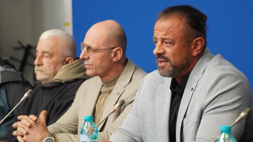 Алибегов, БАЗ: Министър Зарица Динкова&nbsp;абдикира, искаме оставката ѝ