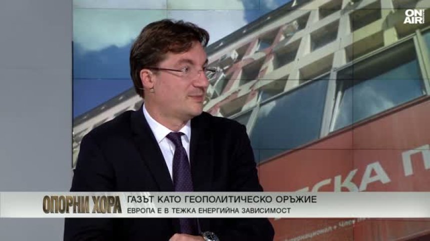 Крум Зарков: Русия и Украйна да преговарят, алтернативата е война с още държави