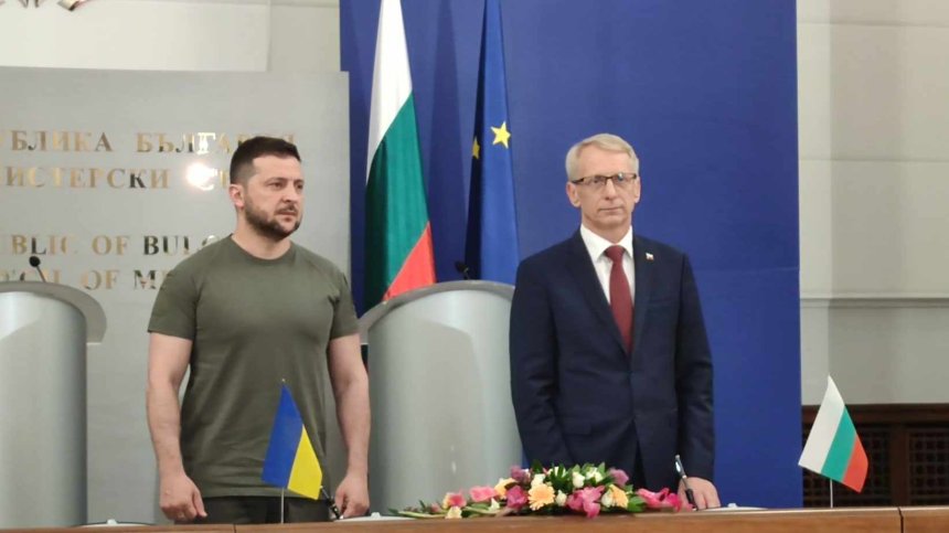 "Ползотворна, но и закъсняла": Политическите коментари за посещението на Зеленски у нас