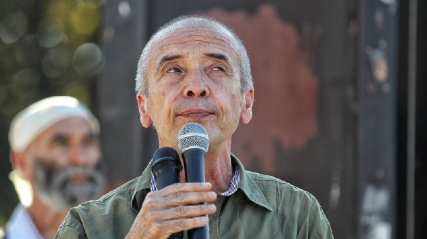 Две болници опровергаха лъжа на Мангъров: Нямаме починал ваксиниран пациент